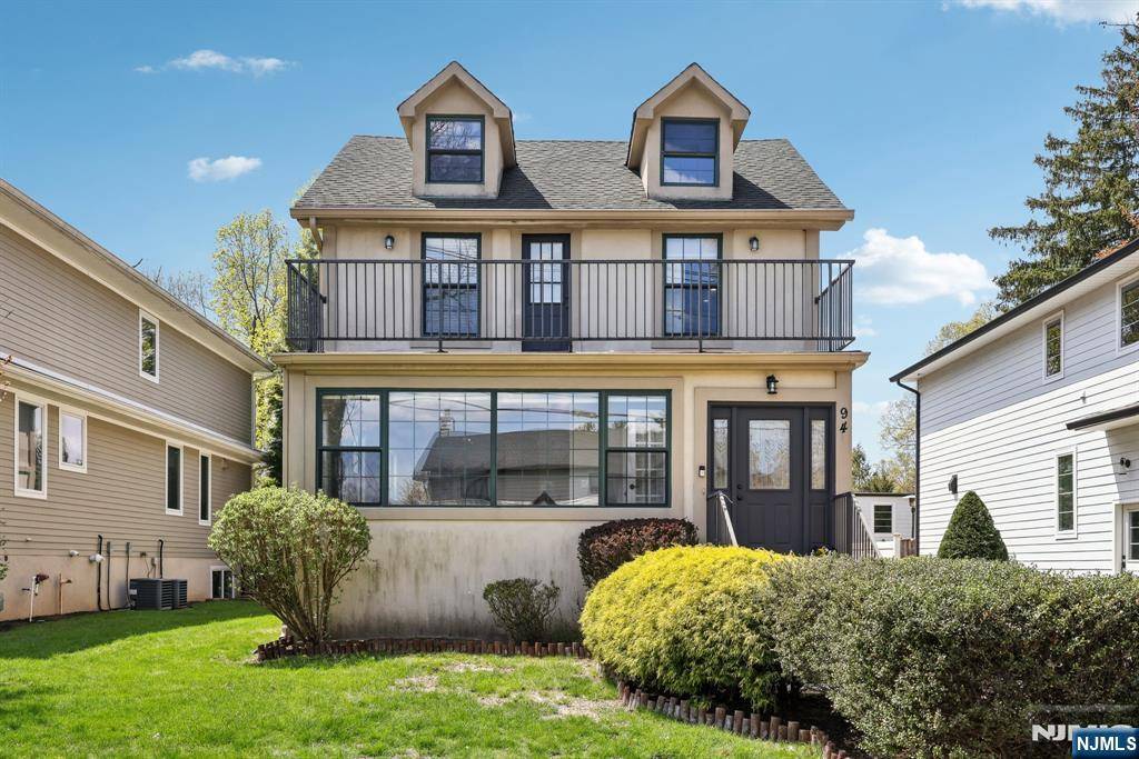 Cresskill, NJ 07626,94 Westervelt PL