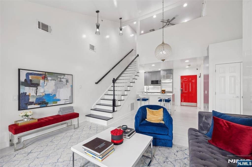 North Bergen, NJ 07047,7400 River RD #431