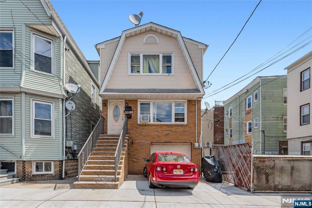 Harrison, NJ 07029,1 Kingsland AVE