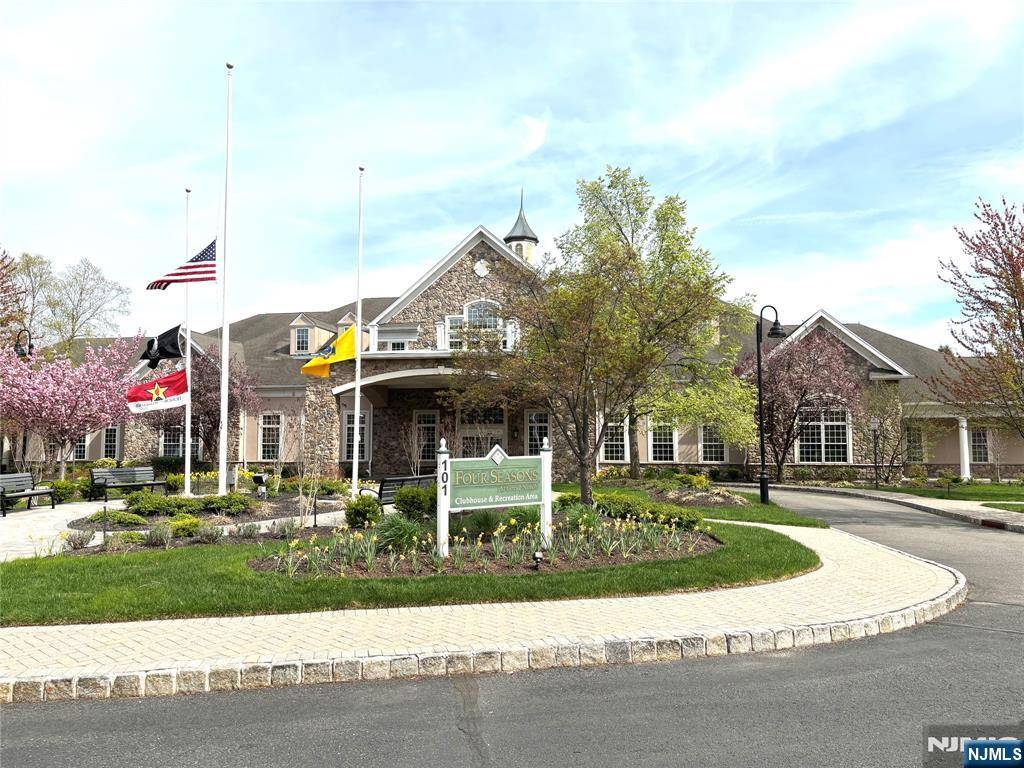 Woodland Park, NJ 07424,9 Cliff RD #A3