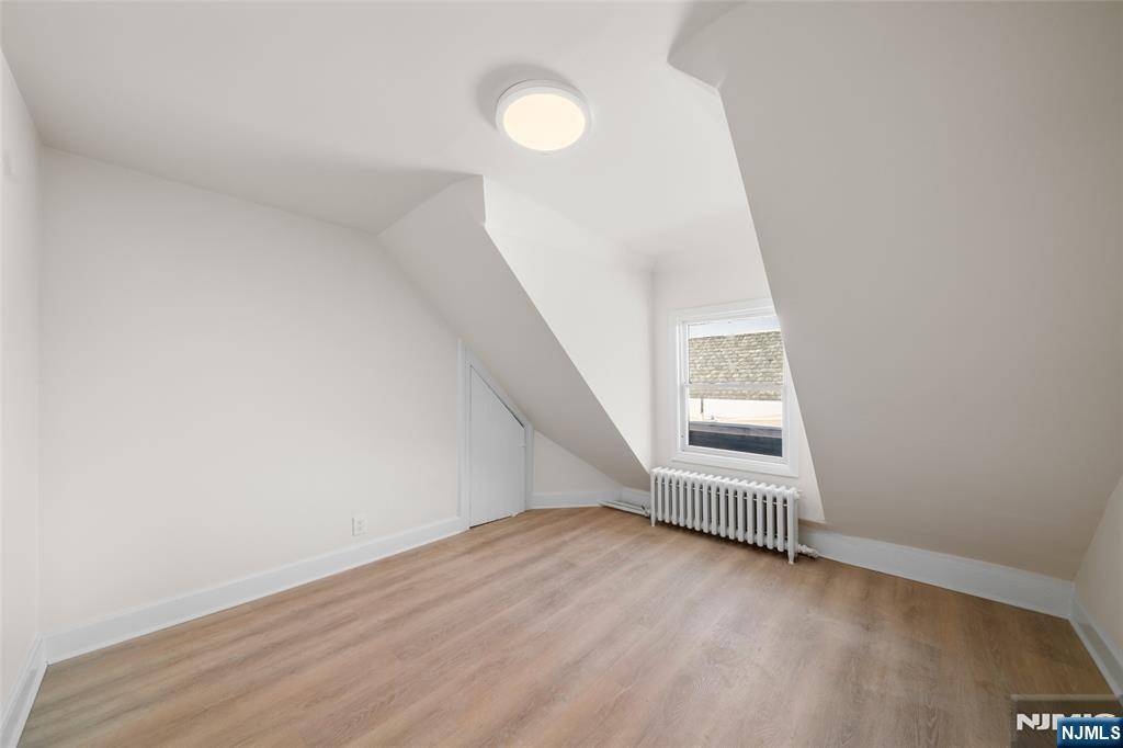 Weehawken, NJ 07086,8 Cooper PL #3rd Fl