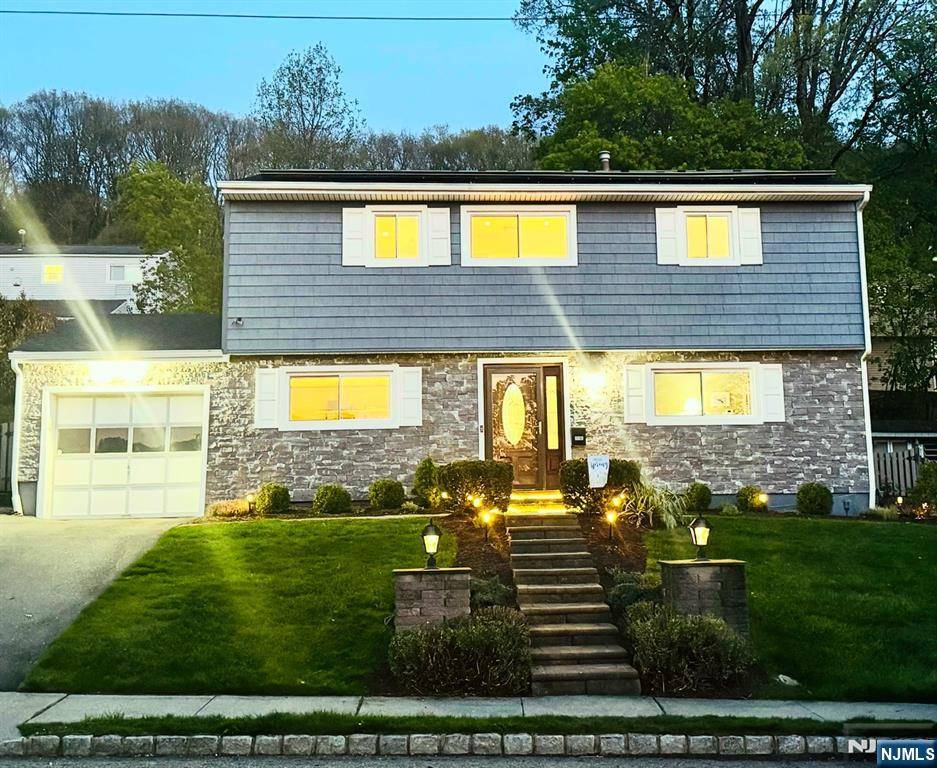 Rockaway Township, NJ 07801,516 Herrick DR