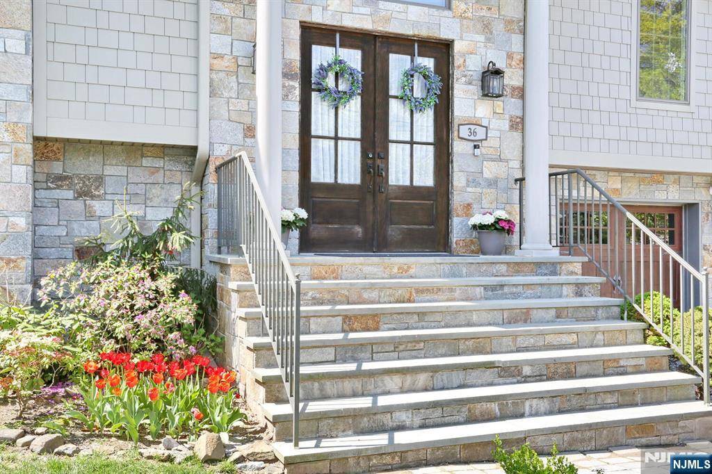 Englewood Cliffs, NJ 07632,36 Sherwood AVE