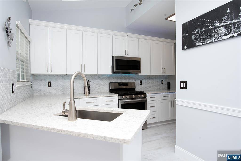 Hanover Township, NJ 07981,1008 Edgehill TER