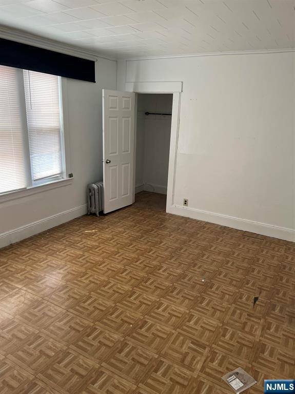 Clifton, NJ 07011,289 Lakeview AVE