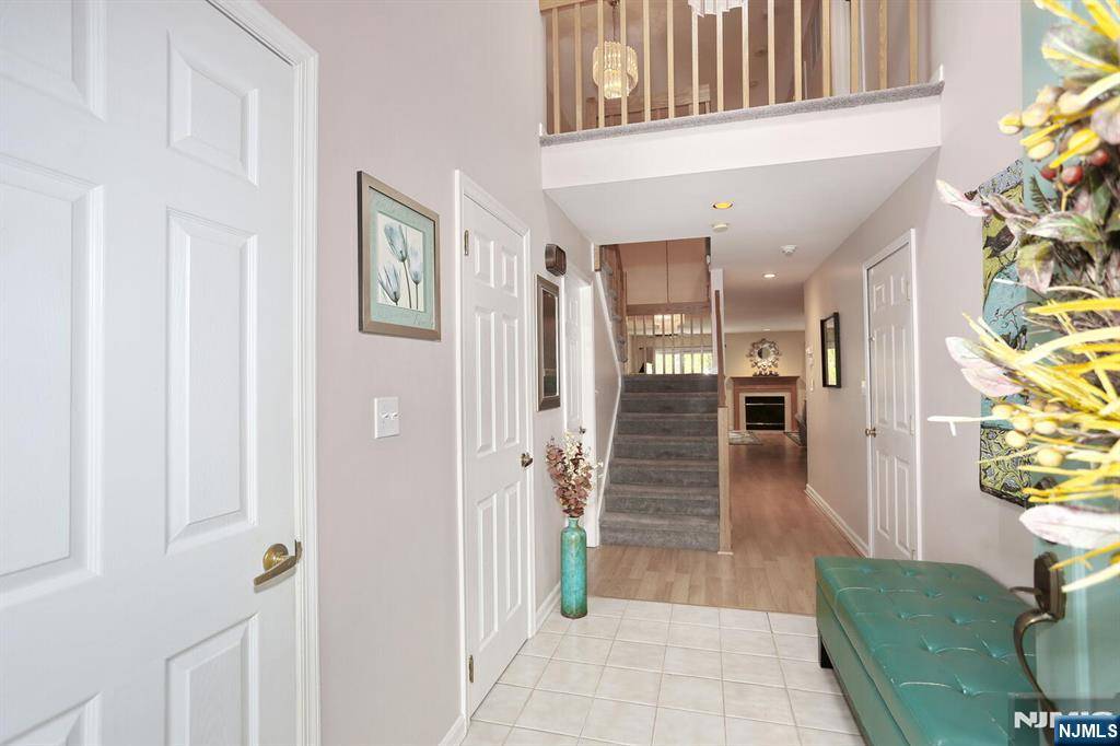 Mahwah, NJ 07430,Address not disclosed