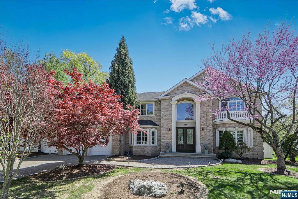 Paramus, NJ 07652,278 Starling CT