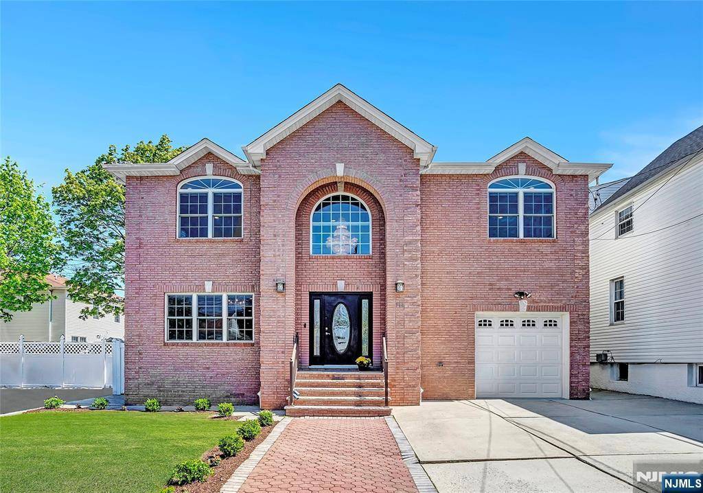 Secaucus, NJ 07094,736 Hudson AVE