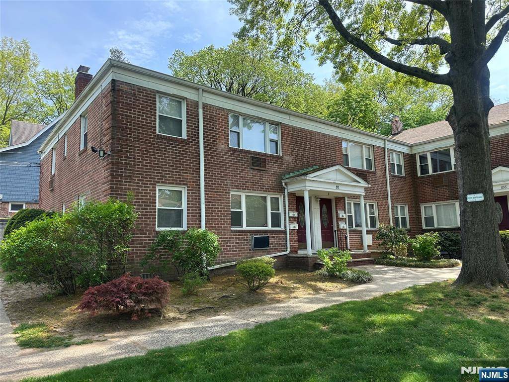 Leonia, NJ 07605,192 Hillside AVE #E2