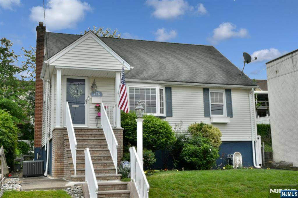 Garfield, NJ 07026,276 Malcolm AVE