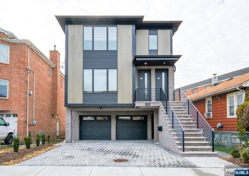 Palisades Park, NJ 07650,28 Prospect ST #GR