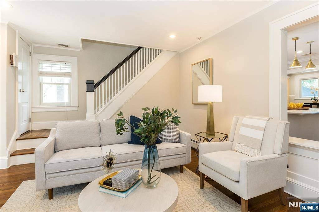 Glen Ridge, NJ 07028,91 Yantecaw AVE