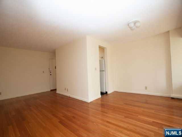 Hackensack, NJ 07601,150 Overlook AVE #3H