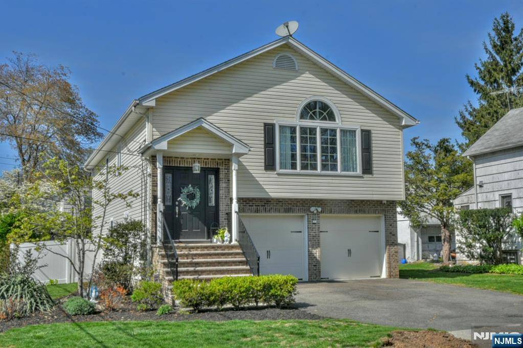 Hawthorne, NJ 07506,1 Ekings AVE