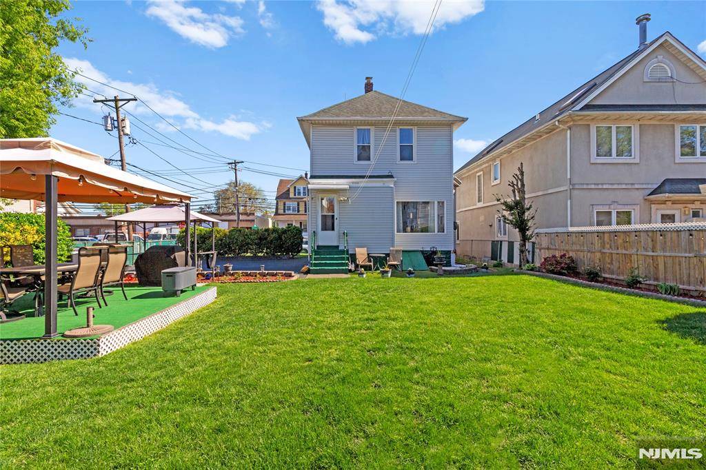 Clifton, NJ 07011,220 Piaget AVE