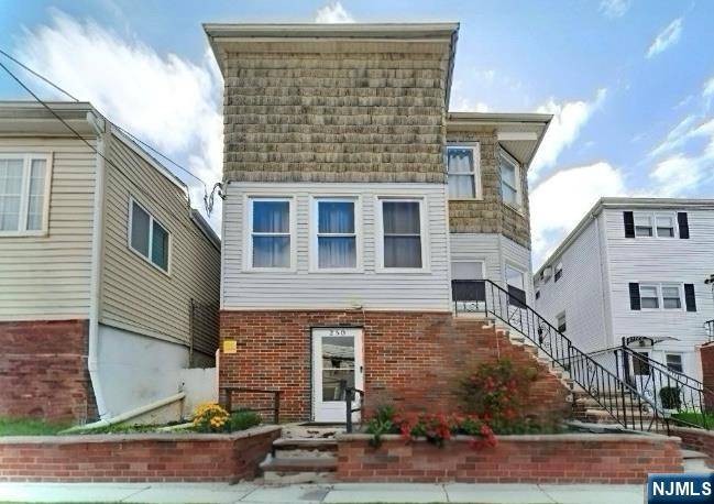Kearny, NJ 07032,250 Maple ST