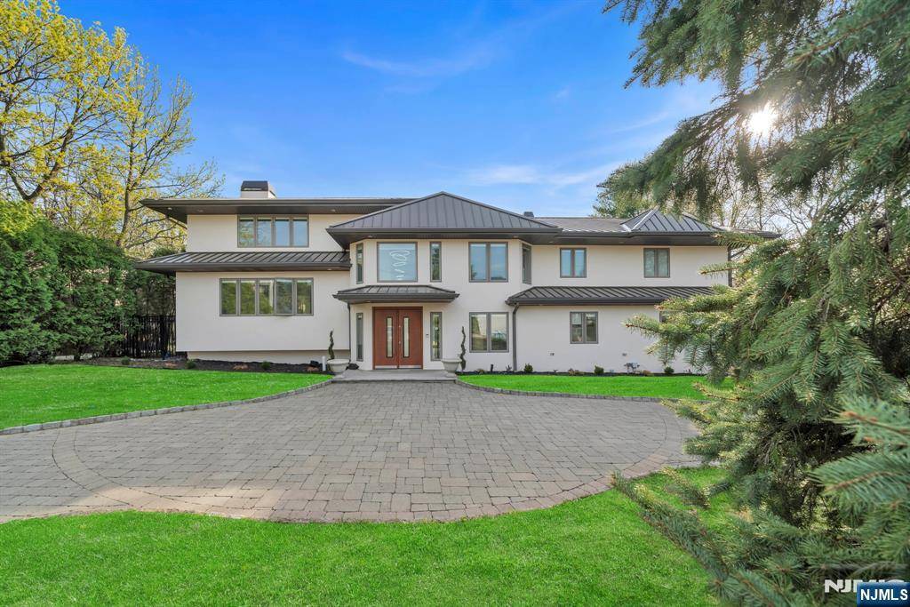Englewood Cliffs, NJ 07632,164 Chestnut ST