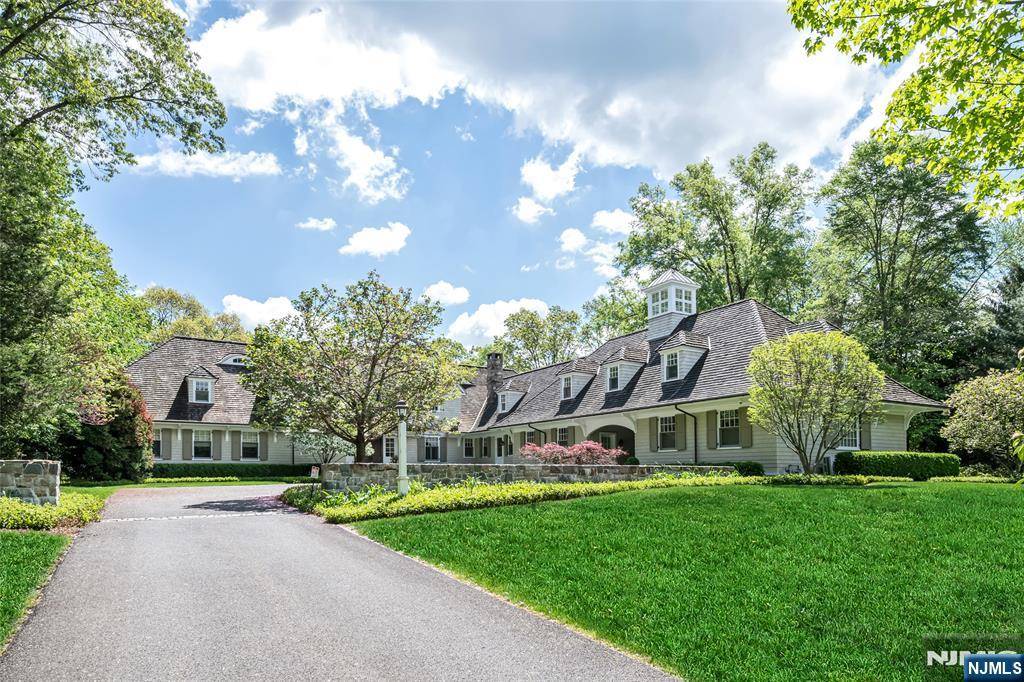 Franklin Lakes, NJ 07417,259 Indian Trail DR