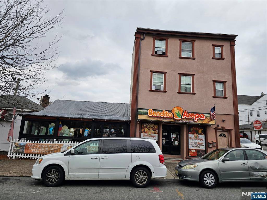 Paterson, NJ 07503,789 Main