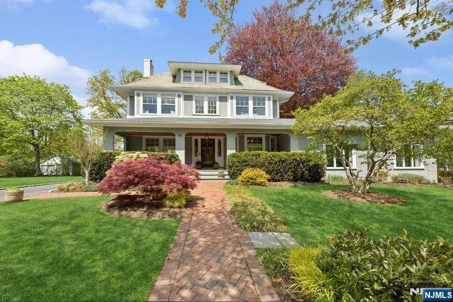 Montclair, NJ 07043,38 Norman RD