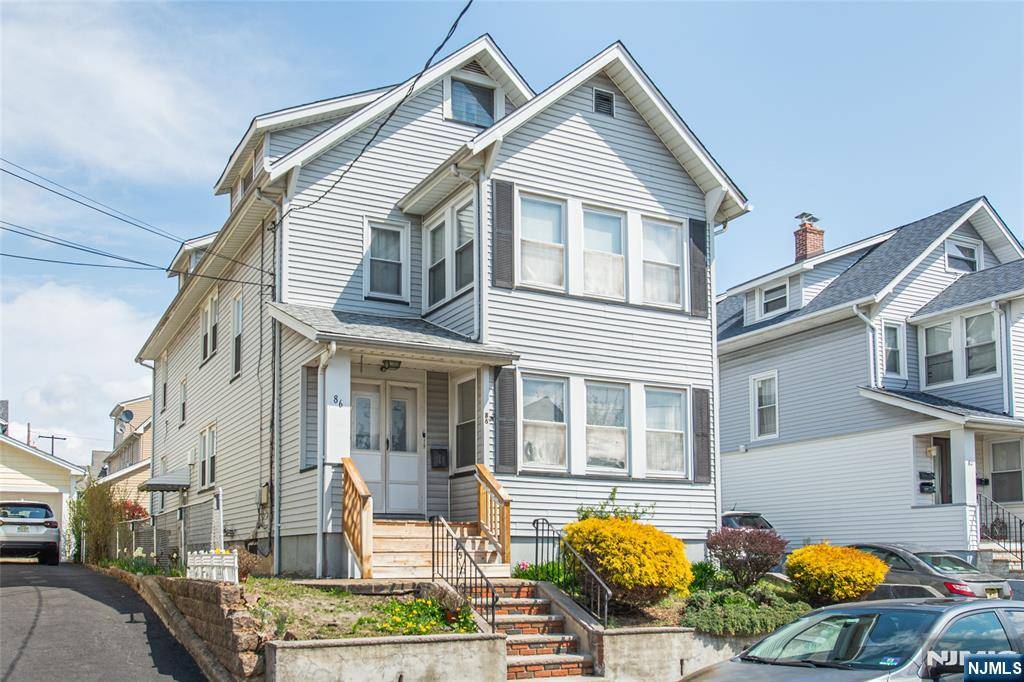 Belleville, NJ 07109,86 Tappan AVE #1