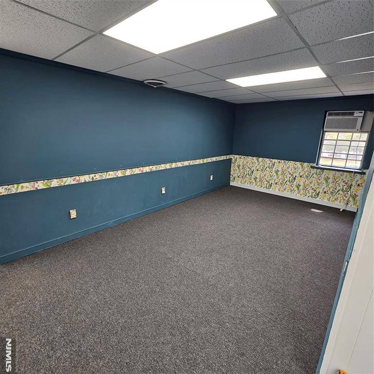 Wyckoff, NJ 07481,445 W Main ST