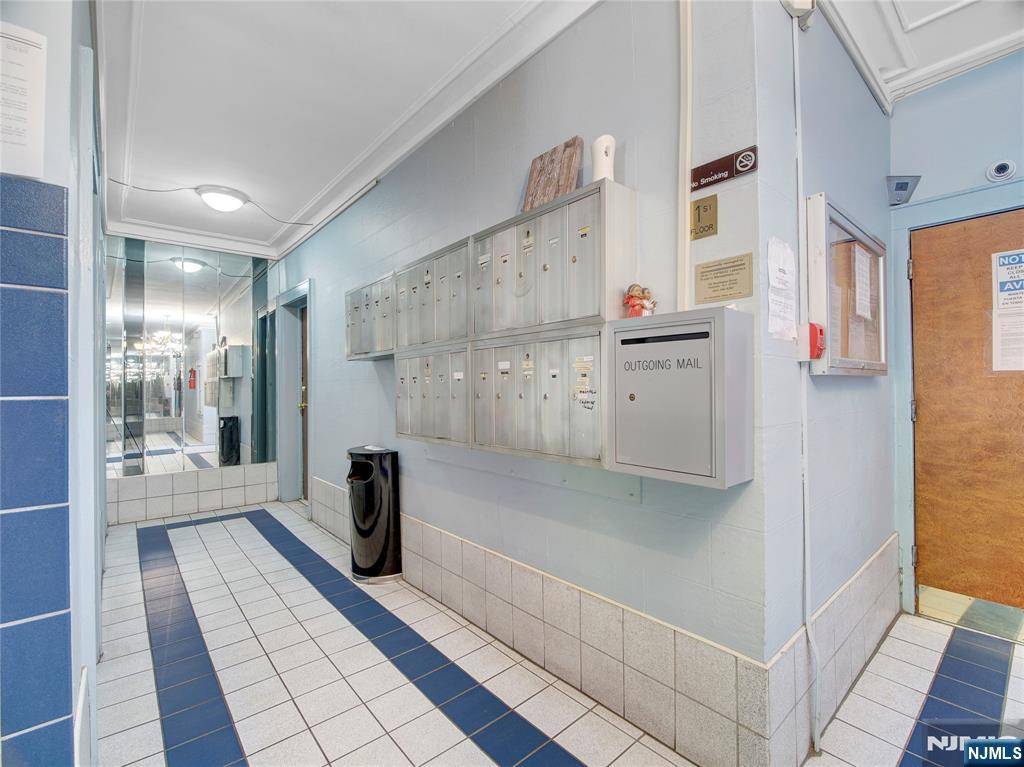 North Bergen, NJ 07047,7411 Boulevard East #405