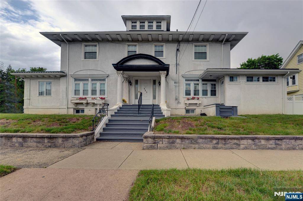 Paterson, NJ 07504,323-329 18th AVE