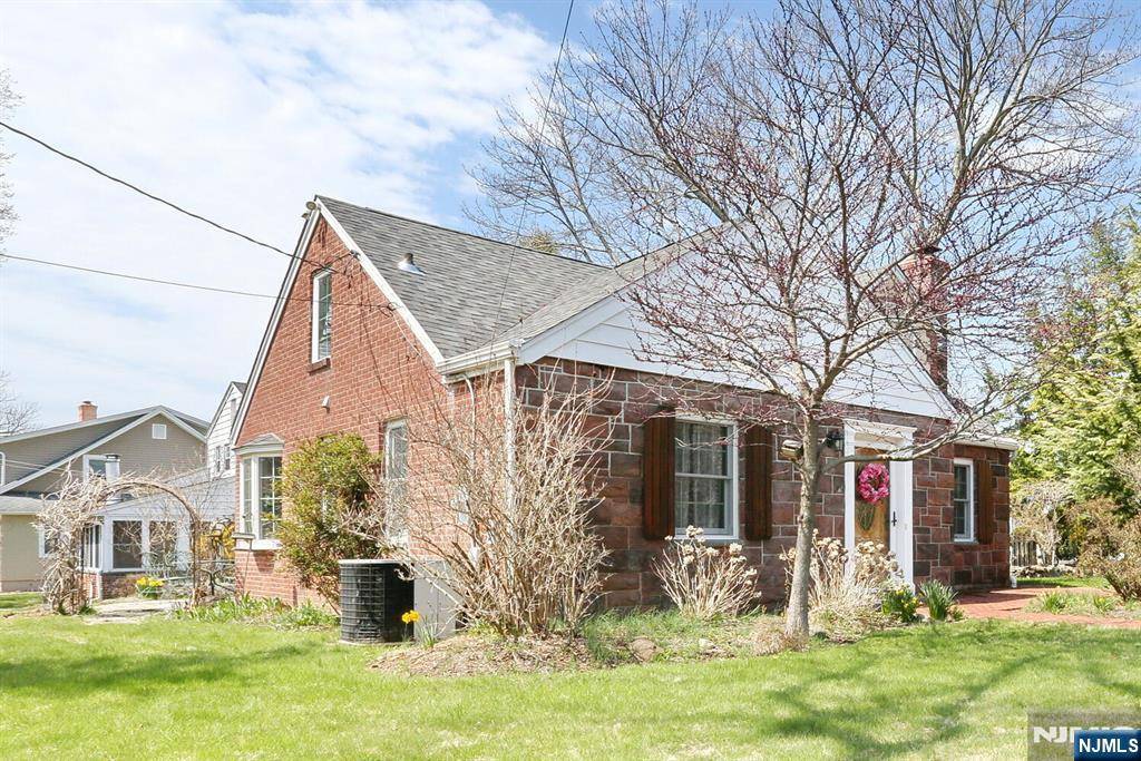 Northvale, NJ 07647,421 Tappan RD