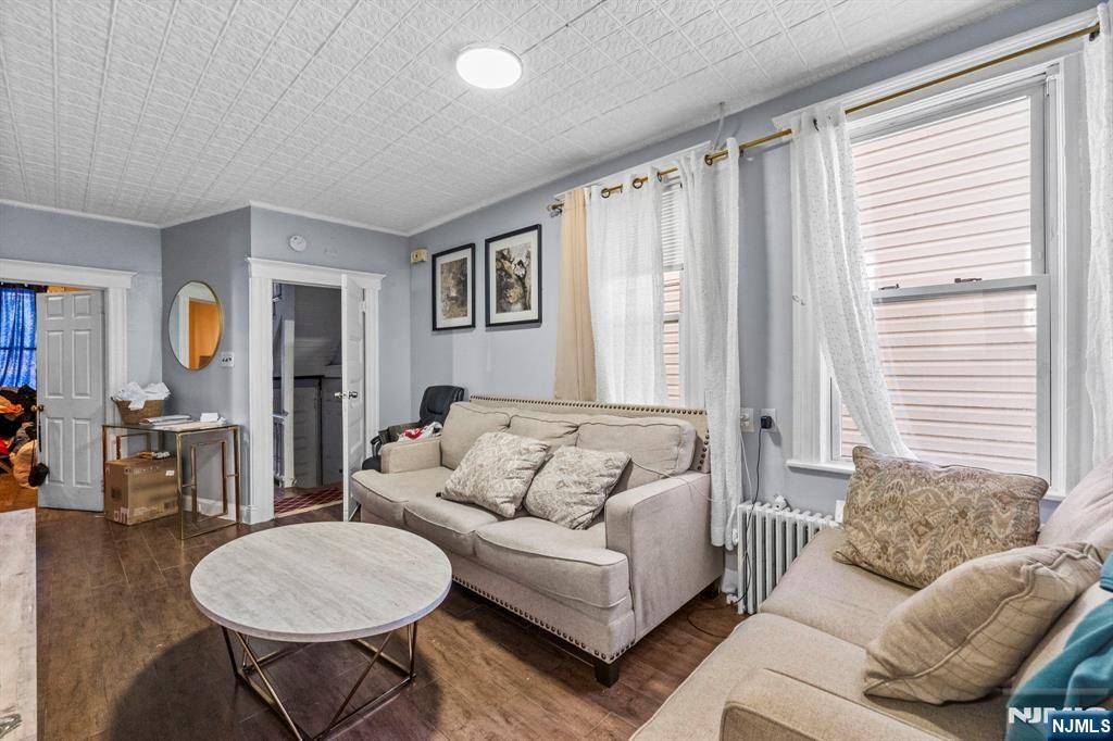 Clifton, NJ 07011,246 Ackerman AVE