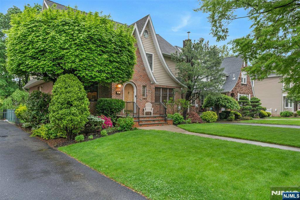 Teaneck, NJ 07666,1305 Dickerson RD