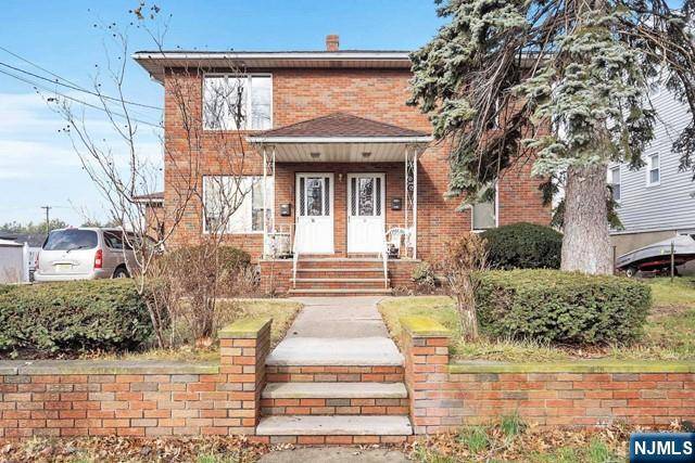 Elmwood Park, NJ 07407,71 Kipp AVE
