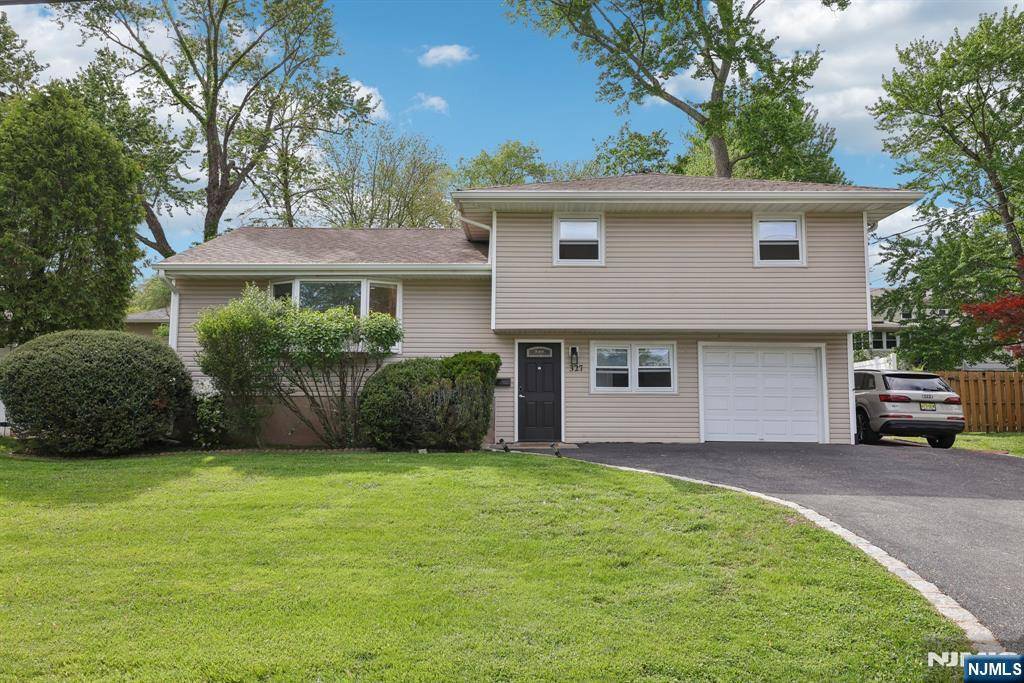 Northvale, NJ 07647,327 Congers AVE