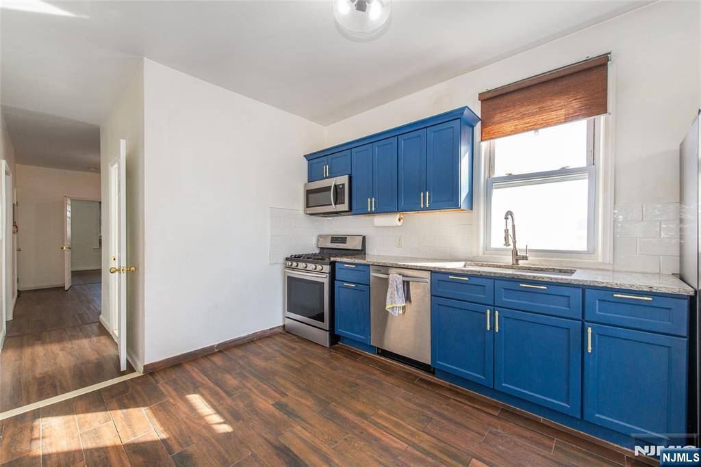 Passaic, NJ 07055,97 Summer ST
