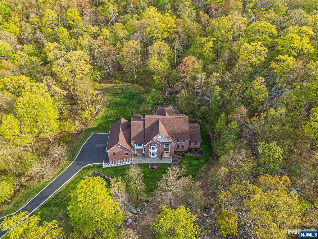 Kinnelon Borough, NJ 07405,143 S Glen RD
