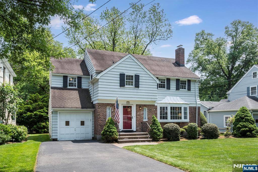 Glen Rock, NJ 07452,124 Central AVE