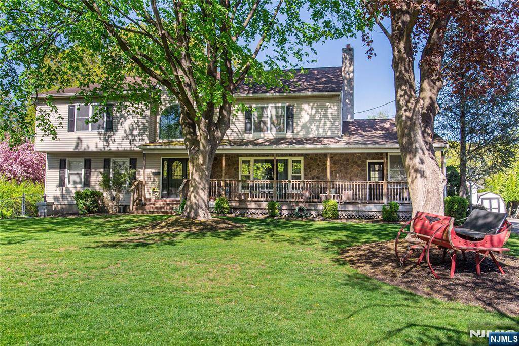 Pompton Lakes, NJ 07442,1135 Ringwood AVE