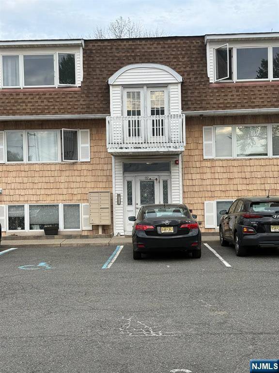 Hackensack, NJ 07601,89 Kansas ST #1B