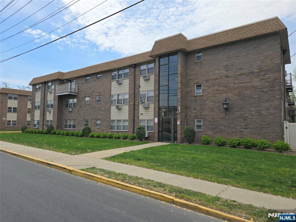 Ridgefield Park, NJ 07660,199 Bergen Turnpike #1C