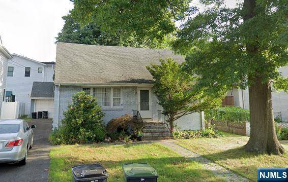 Bergenfield, NJ 07621,41 Maiden LN
