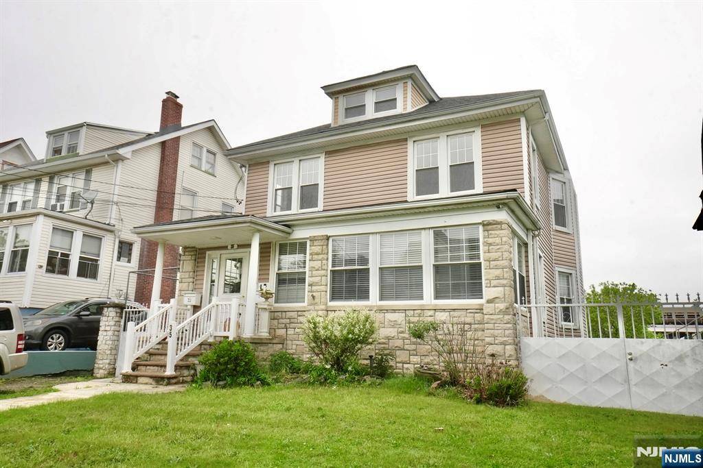 Kearny, NJ 07032,35 New Lawn AVE #2