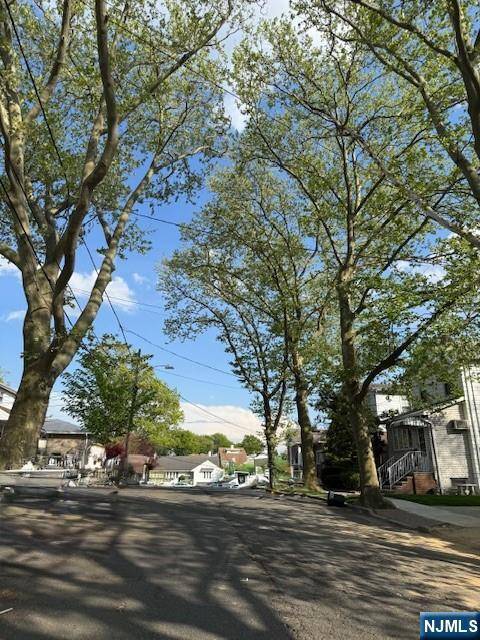 Ridgefield, NJ 07657,505 Sunset TER