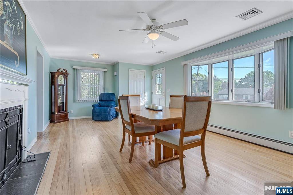 Wayne, NJ 07470,53 Mountain Ridge DR