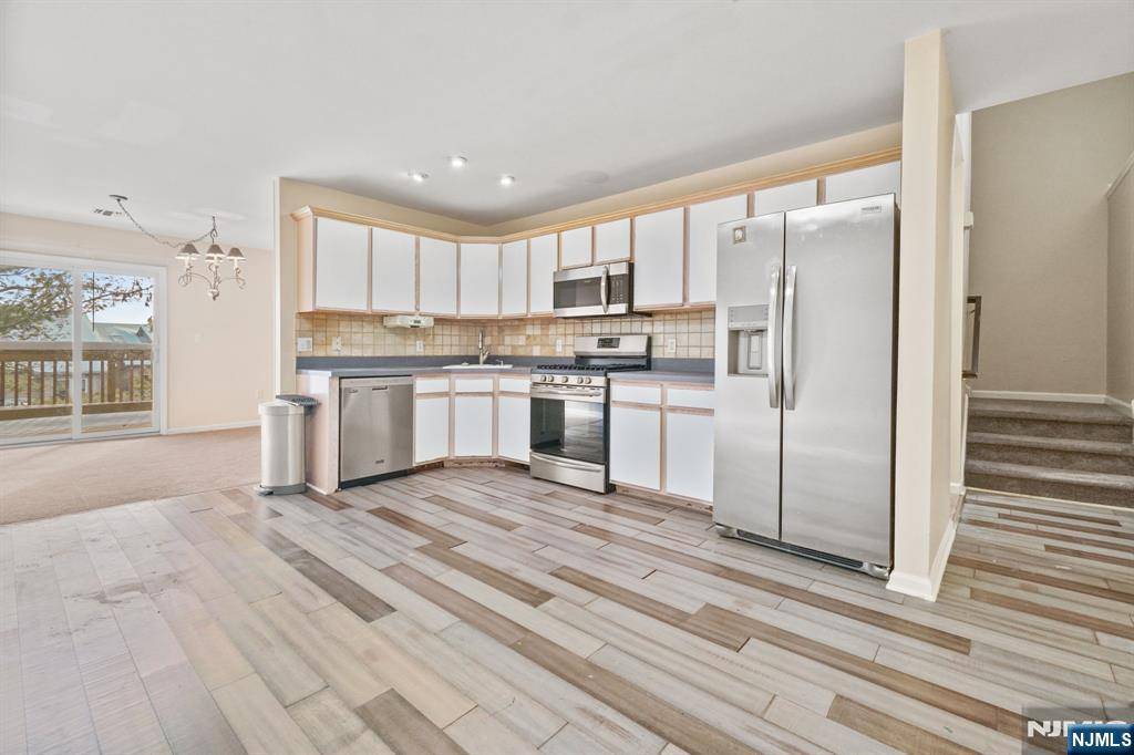 Haledon, NJ 07508,410 Heights DR
