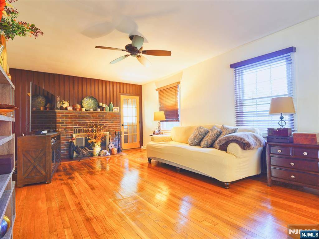 Westwood, NJ 07675,51 James ST