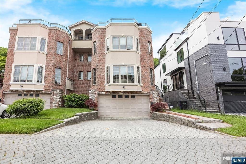 Edgewater, NJ 07020,88B Myrtle AVE #B