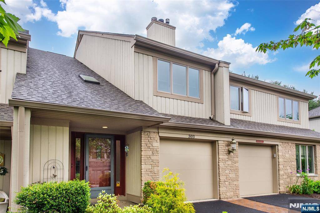 Mahwah, NJ 07430,303 Vista View DR