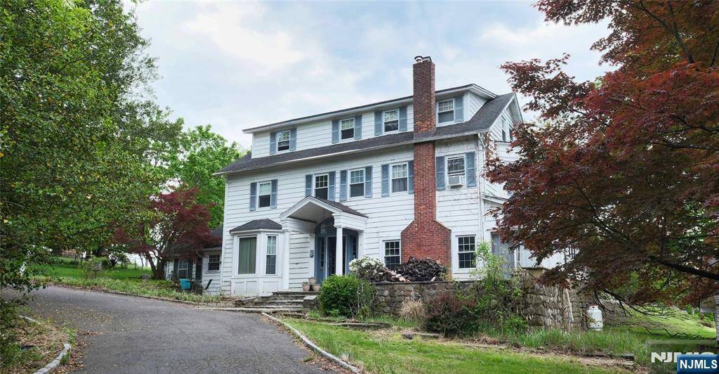 North Caldwell, NJ 07006,558 Mountain AVE