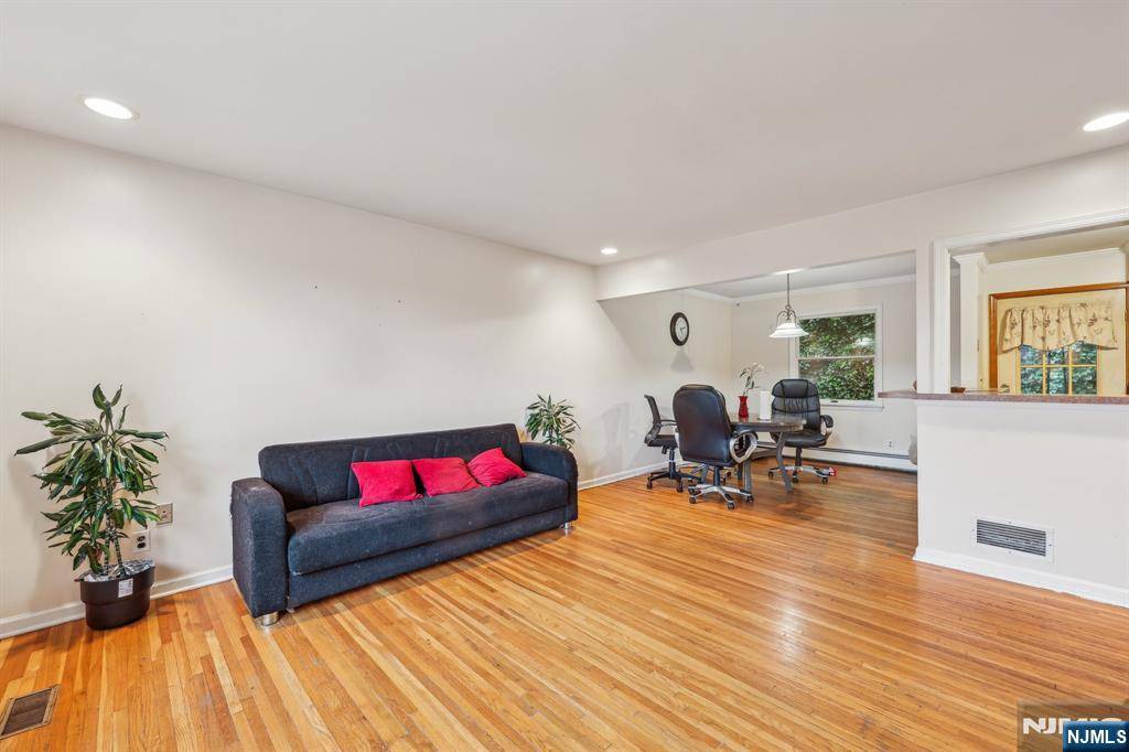 Hawthorne, NJ 07506,40 W Prospect ST
