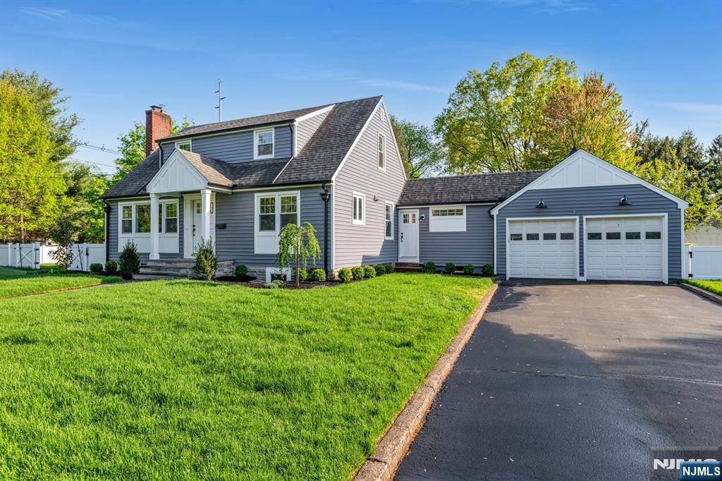Glen Rock, NJ 07452,5 Somerset CT